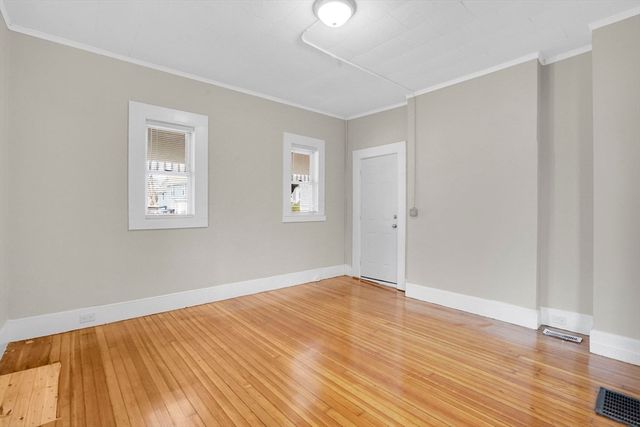 139 Bay St, Springfield, MA 01109