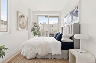 19-14 21st Road 2A, Astoria, NY 11105