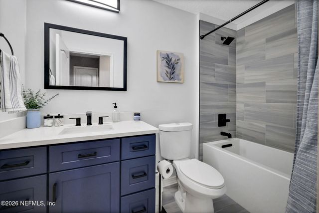 1521 LANTERN LIGHT Trail, Middleburg, FL 32068