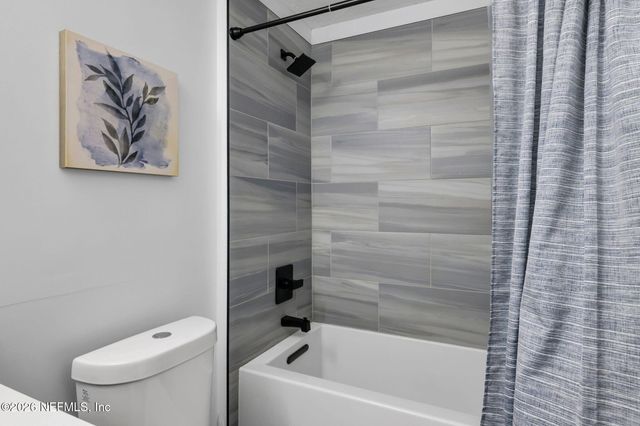 1521 LANTERN LIGHT Trail, Middleburg, FL 32068