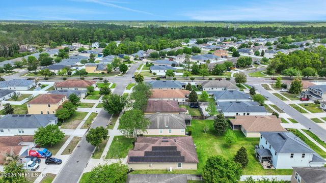 1521 LANTERN LIGHT Trail, Middleburg, FL 32068