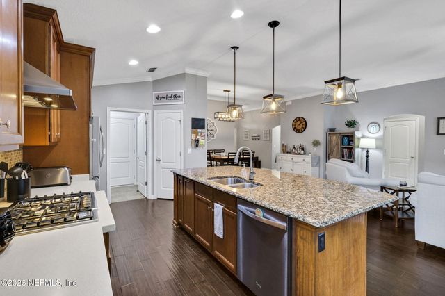 1521 LANTERN LIGHT Trail, Middleburg, FL 32068