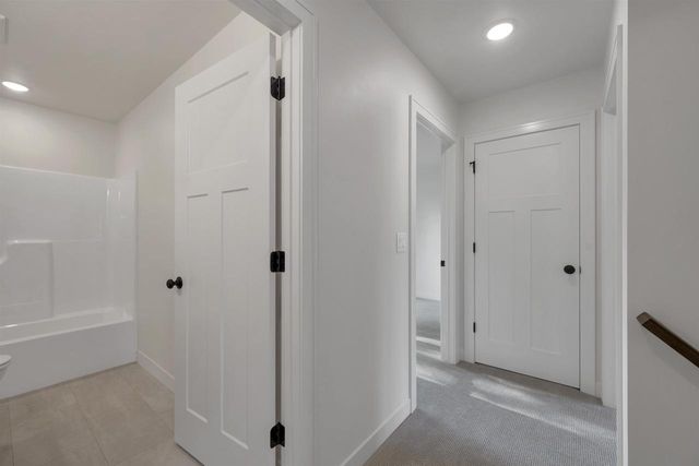 1631 EMERSON COURT, Green Bay, WI 54313