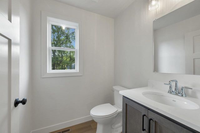 1631 EMERSON COURT, Green Bay, WI 54313
