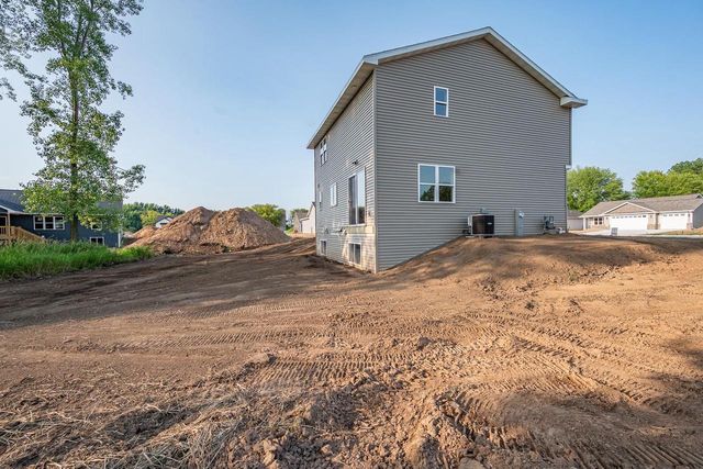 1631 EMERSON COURT, Green Bay, WI 54313
