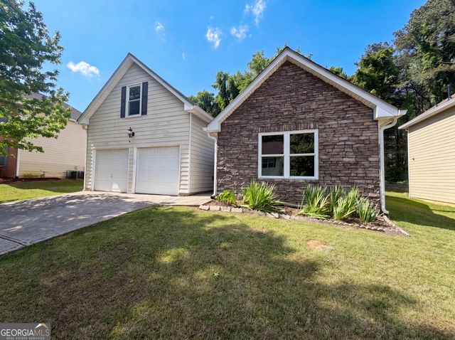 345 Espana Street, South Fulton, GA 30349