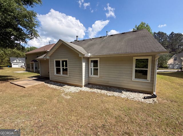 345 Espana Street, South Fulton, GA 30349