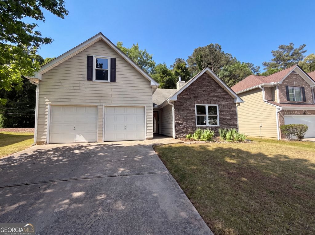 345 Espana Street, South Fulton, GA 30349