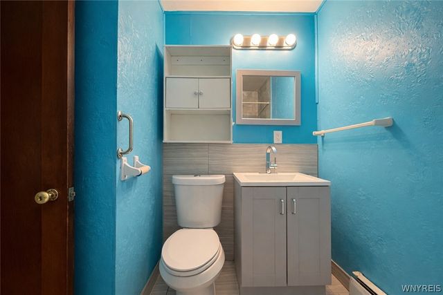 3534 Ferry Avenue, Niagara Falls, NY 14301