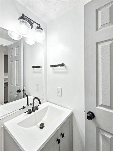 7156 Whitfield Drive, Riverdale, GA 30296