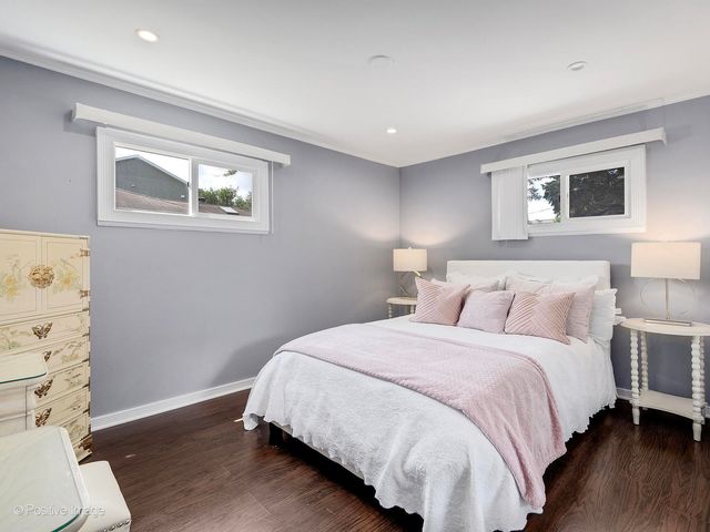 5524 S Bruner Street, Hinsdale, IL 60521