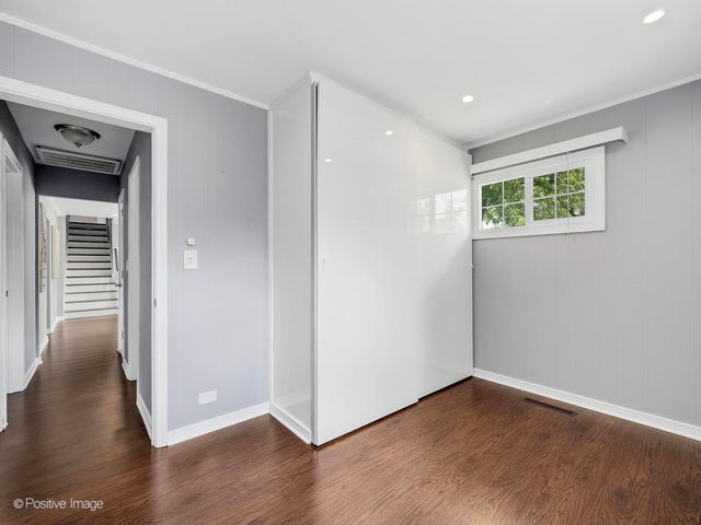 5524 S Bruner Street, Hinsdale, IL 60521