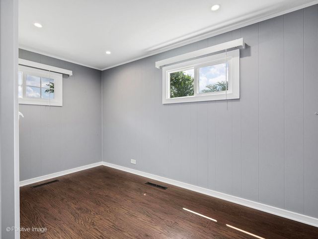 5524 S Bruner Street, Hinsdale, IL 60521