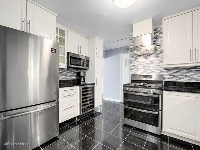 5524 S Bruner Street, Hinsdale, IL 60521