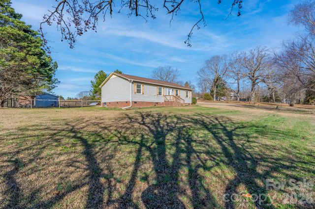 5129 harmony church Road, Edgemoor, SC 29712