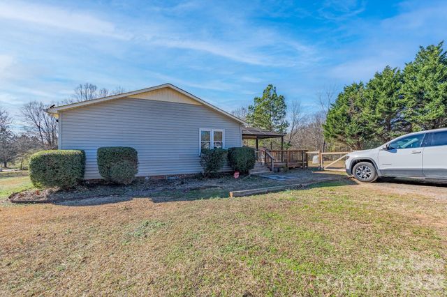 5129 harmony church Road, Edgemoor, SC 29712
