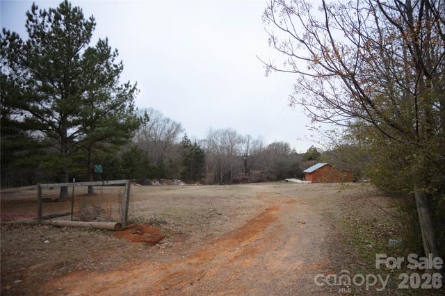 5129 harmony church Road, Edgemoor, SC 29712