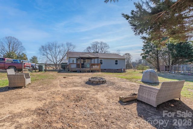 5129 harmony church Road, Edgemoor, SC 29712