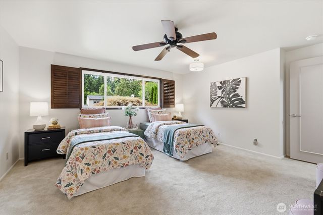 216 131st Avenue NE, Bellevue, WA 98005