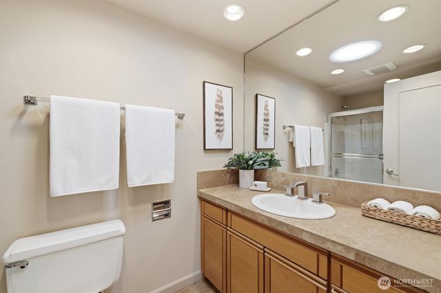216 131st Avenue NE, Bellevue, WA 98005