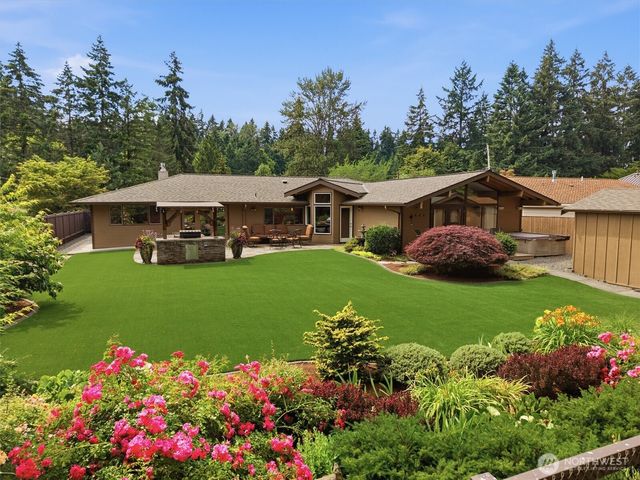 216 131st Avenue NE, Bellevue, WA 98005