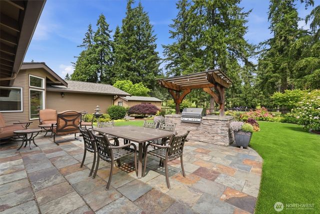 216 131st Avenue NE, Bellevue, WA 98005