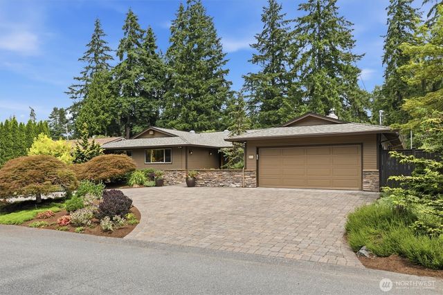216 131st Avenue NE, Bellevue, WA 98005