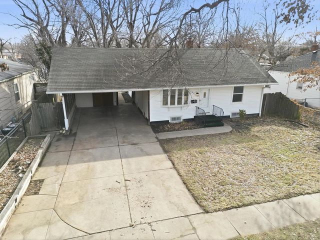 1820 S Bleckley Dr, Wichita, KS 67218