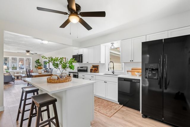 1820 S Bleckley Dr, Wichita, KS 67218