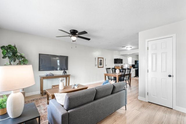 1820 S Bleckley Dr, Wichita, KS 67218