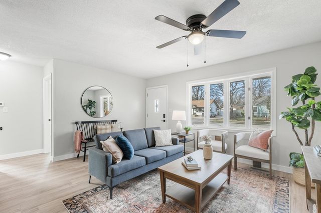 1820 S Bleckley Dr, Wichita, KS 67218