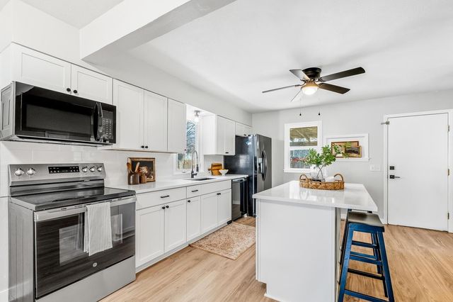 1820 S Bleckley Dr, Wichita, KS 67218