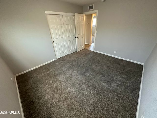 943 E MANHATTON Drive, Tempe, AZ 85282