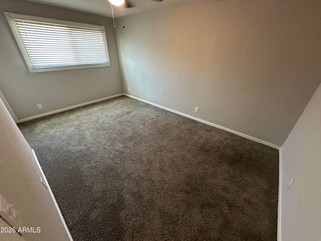 943 E MANHATTON Drive, Tempe, AZ 85282