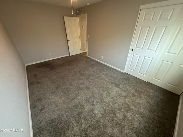 943 E MANHATTON Drive, Tempe, AZ 85282
