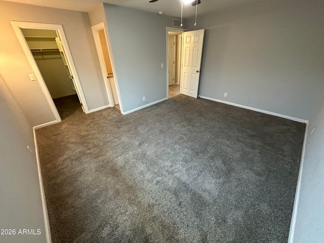 943 E MANHATTON Drive, Tempe, AZ 85282