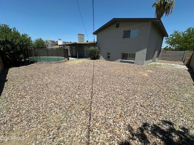 943 E MANHATTON Drive, Tempe, AZ 85282