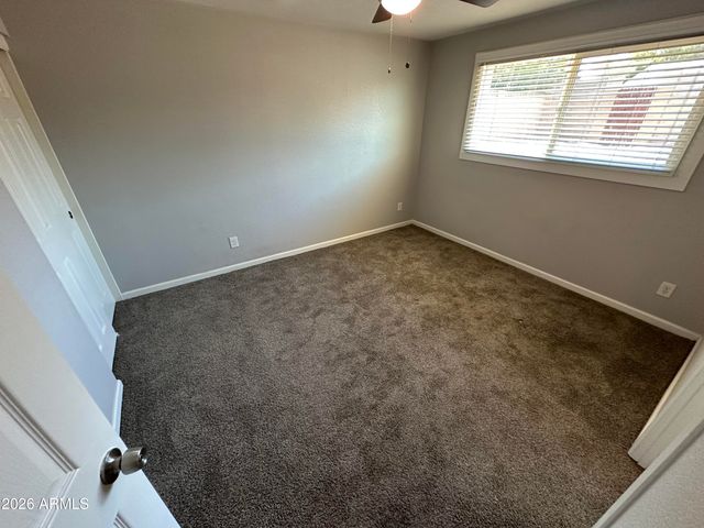 943 E MANHATTON Drive, Tempe, AZ 85282
