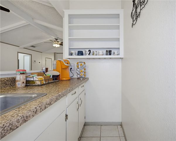 5005 Moultrie Dr, Corpus Christi, TX 78413
