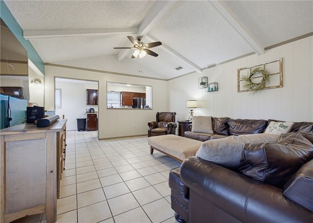5005 Moultrie Dr, Corpus Christi, TX 78413