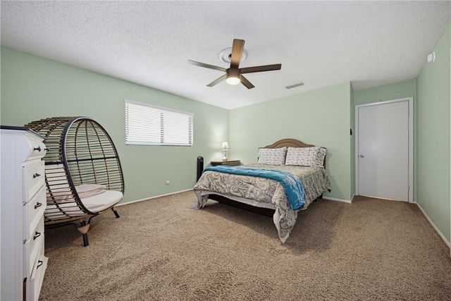 5005 Moultrie Dr, Corpus Christi, TX 78413