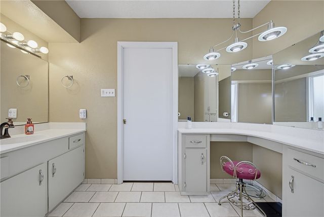 5005 Moultrie Dr, Corpus Christi, TX 78413
