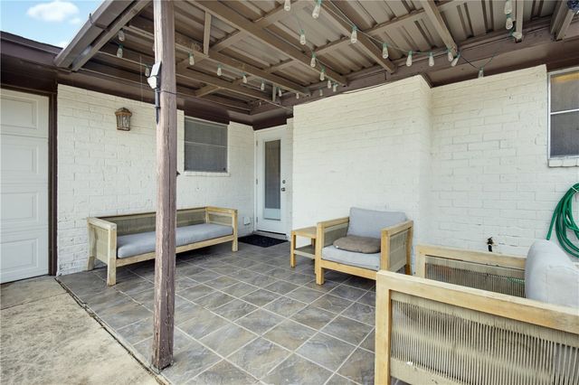 5005 Moultrie Dr, Corpus Christi, TX 78413