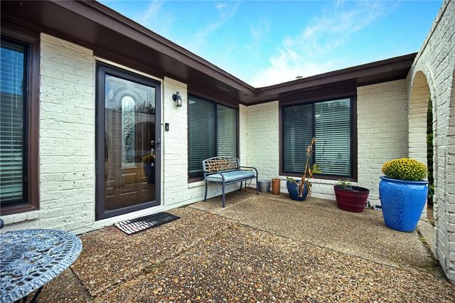 5005 Moultrie Dr, Corpus Christi, TX 78413
