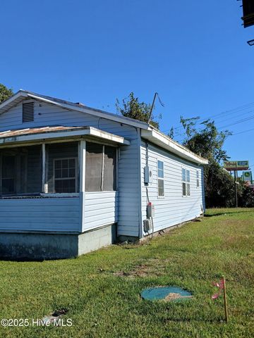 409 Plum Street, New Bern, NC 28560