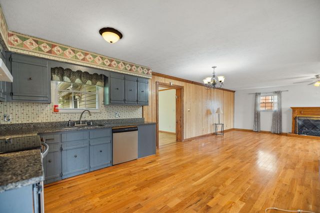 3024 Springs Branch Drive, London, KY 40744