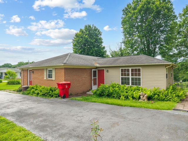 3024 Springs Branch Drive, London, KY 40744