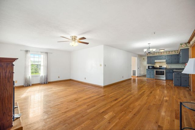 3024 Springs Branch Drive, London, KY 40744