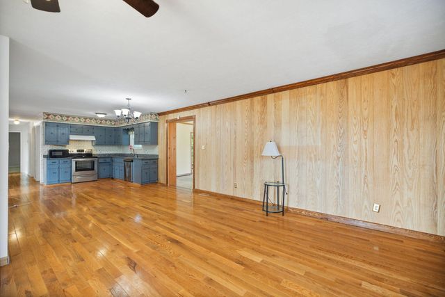 3024 Springs Branch Drive, London, KY 40744