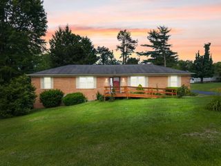 3024 Springs Branch Drive, London, KY 40744